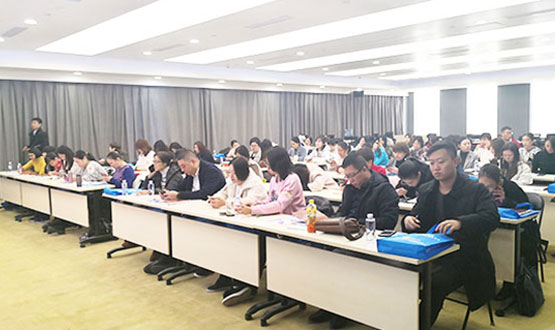 助力企業(yè)發(fā)展，預防社保風(fēng)險——諾亞人力資源《社保入稅風(fēng)險分析》公開(kāi)課圓滿(mǎn)舉辦