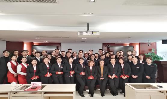 用心前行，筑夢(mèng)遠航 ——諾亞人力資源（中信銀行）外包員工新春年會(huì )暨2019年優(yōu)秀員工表彰會(huì )圓滿(mǎn)舉行